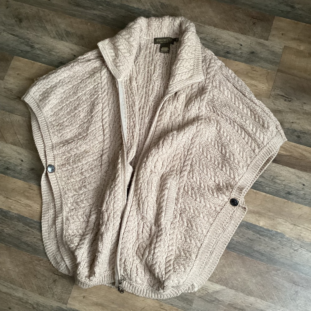 Inis Crafts merino wool Shawl